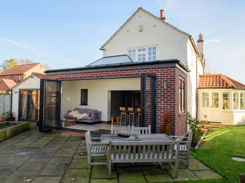 Bifold Woolwich