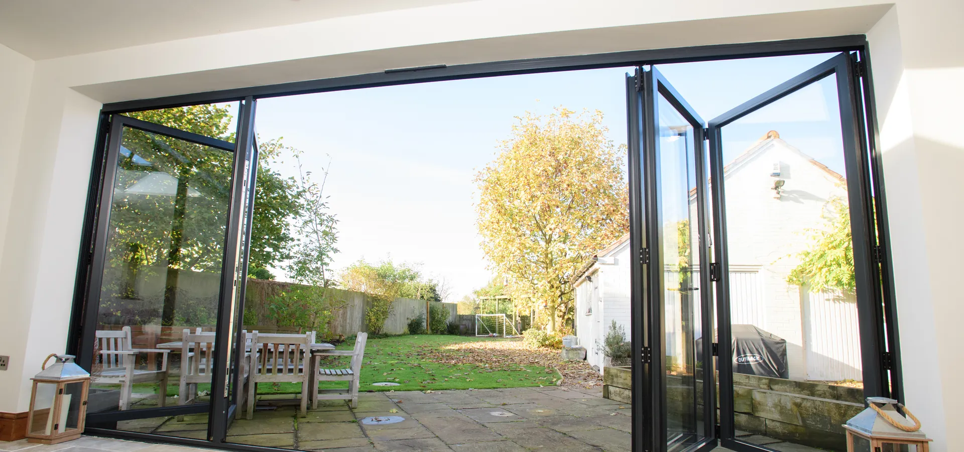 Bifold Woolwich
